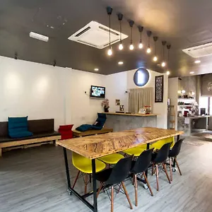 Hostel Revopackers Beds And Bunks, Kuala Lumpur